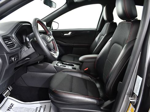 Used 2024 Ford Escape ST-Line w/ Tech Pack #1 AWD/4WD image 6