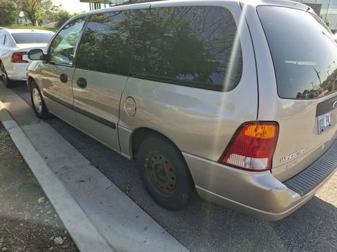 Used 2003 Ford Windstar LX FWD image 7