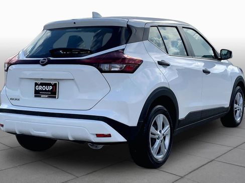 Used 2024 Nissan Kicks S FWD image 13
