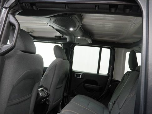 Used 2024 Jeep Wrangler Unlimited w/ Convenience Group image 22