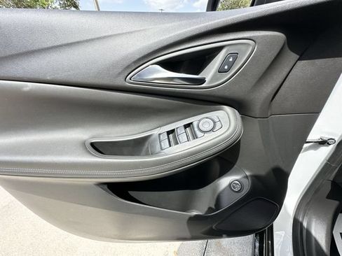 Certified 2025 Buick Encore GX Sport Touring w/ Advanced Technology Package FWD image 21