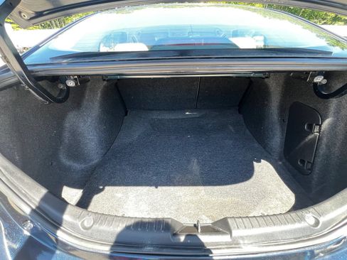 Used 2015 MAZDA MAZDA3 i Sport FWD image 20