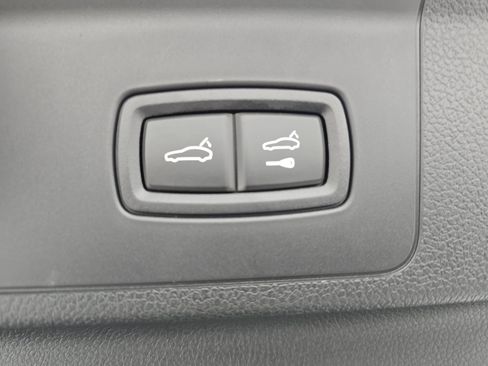 Certified 2025 Porsche Panamera 4 AWD/4WD image 15