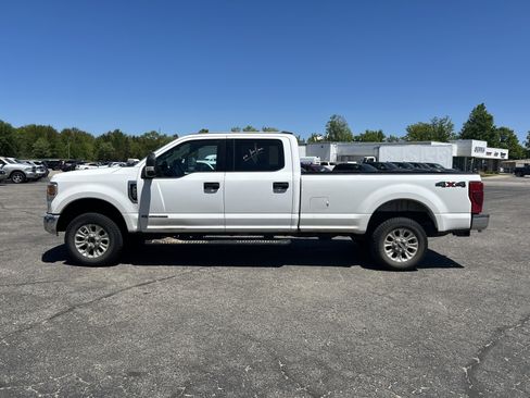 Used 2022 Ford F250 XLT AWD/4WD image 7