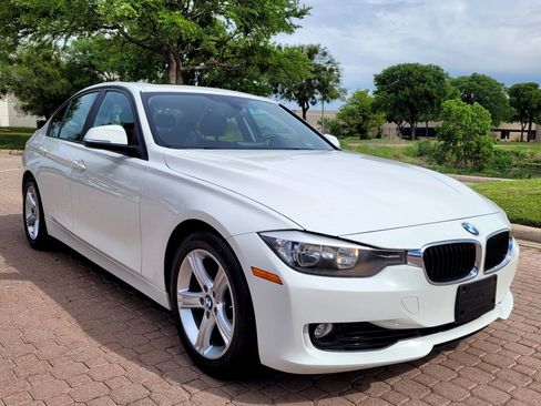 Used 2014 BMW 328i Sedan RWD image 4