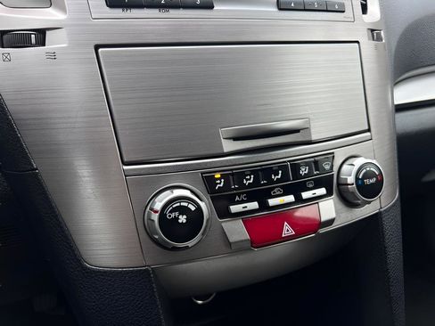 Used 2014 Subaru Outback 2.5i Premium image 43