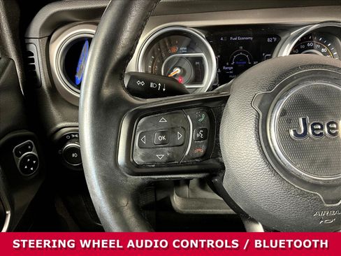 Used 2018 Jeep Wrangler Sport AWD/4WD image 11