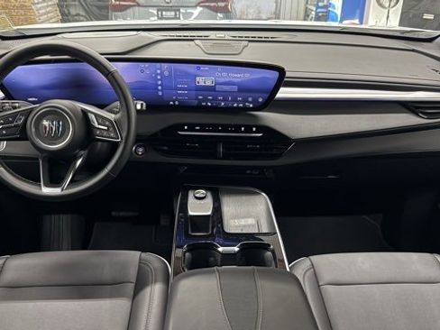Used 2025 Buick Enclave Preferred image 29