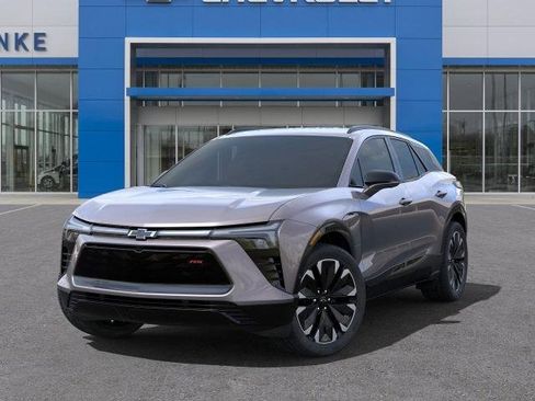 New 2025 Chevrolet Blazer EV RS image 6