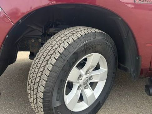 Used 2019 RAM 1500 Express AWD/4WD image 22