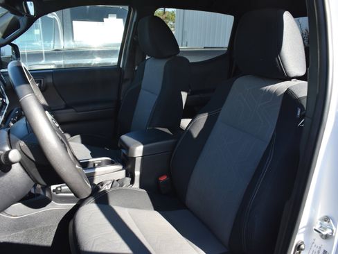 Used 2023 Toyota Tacoma TRD Sport image 26