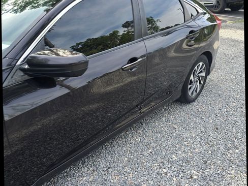 Used 2017 Honda Civic EX image 20