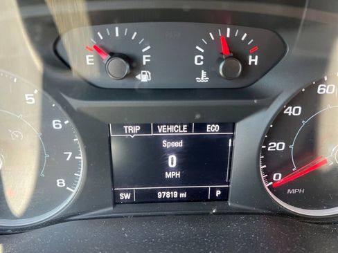 Used 2018 GMC Acadia SLE FWD image 14