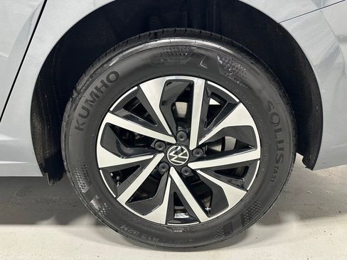 Used 2025 Volkswagen Jetta S image 59