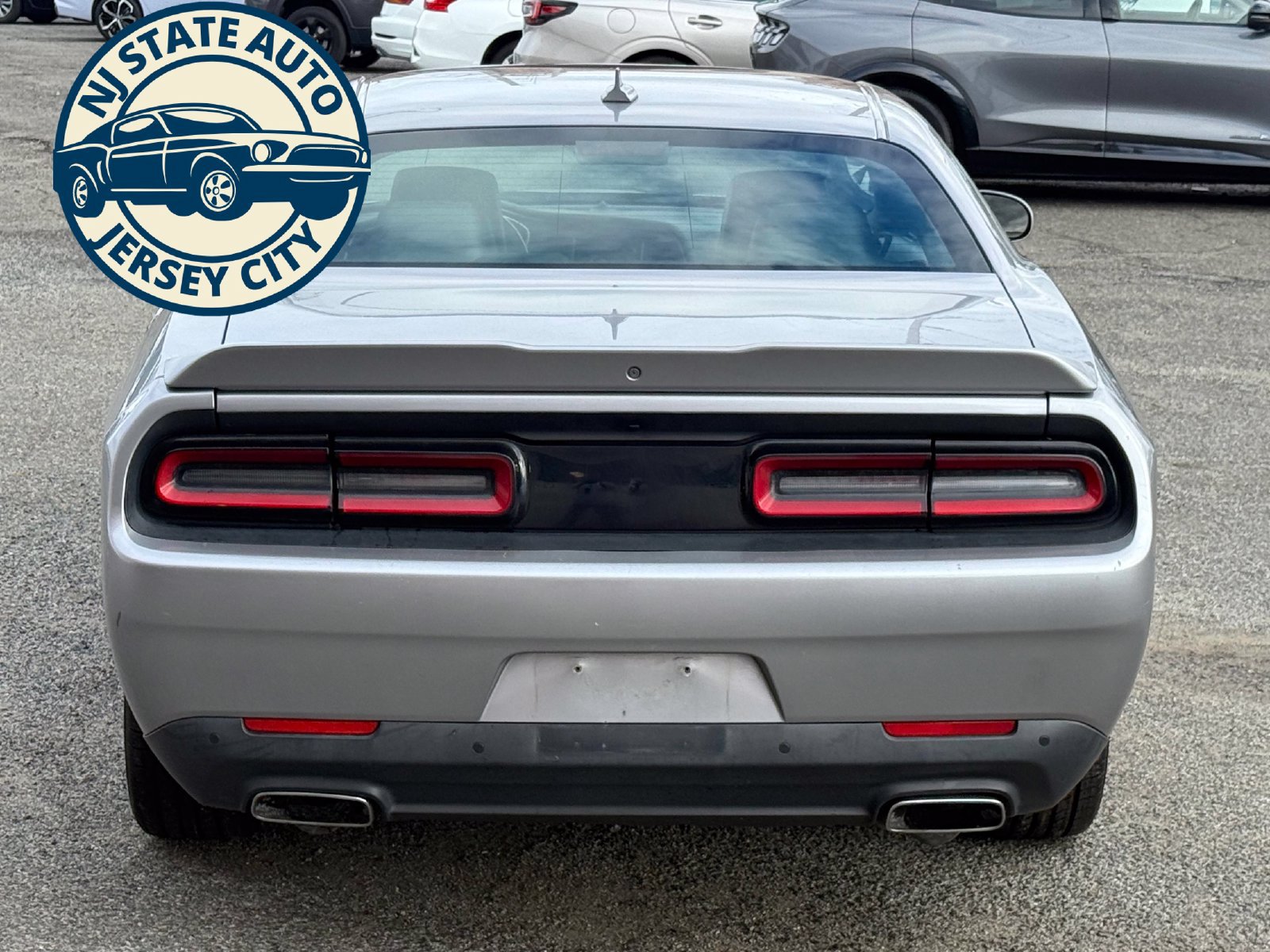 Used 2015 Dodge Challenger SXT Plus RWD image 13