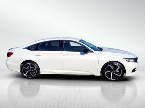 Used 2022 Honda Accord Sport Special Edition image 4