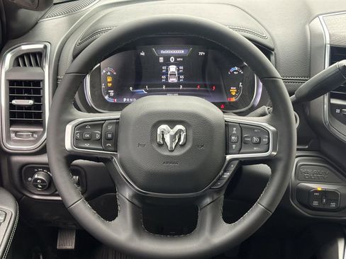 New 2026 RAM 2500 Laramie AWD/4WD image 12