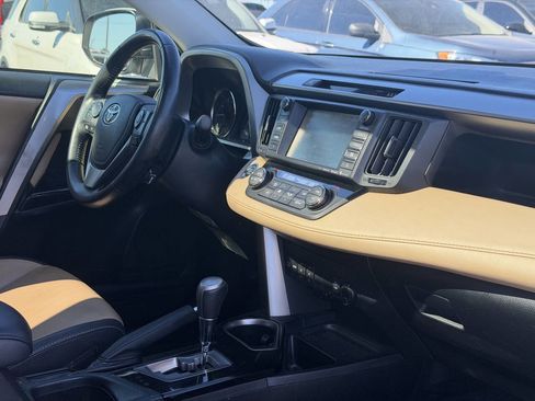 Used 2018 Toyota RAV4 Limited image 37