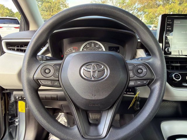 Used 2020 Toyota Corolla LE FWD image 20