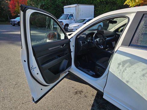 New 2025 MAZDA CX-5 AWD 2.5 S w/ Select Package image 18