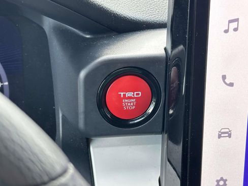 Used 2024 Toyota Tacoma TRD Sport w/ TRD Sport Upgrade Package AWD/4WD image 21