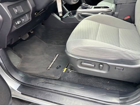 Used 2022 Toyota Tacoma SR5 image 24