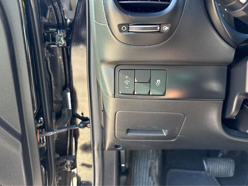 Used 2016 Kia Soul FWD image 20