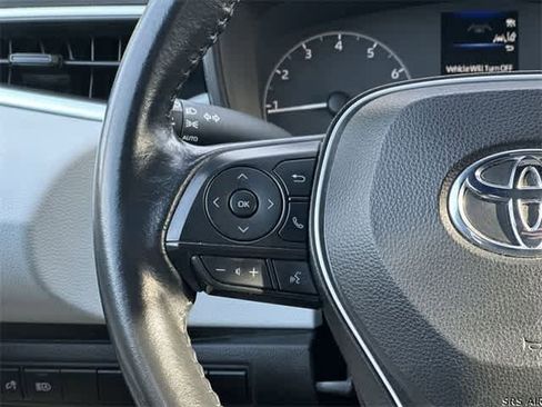 Used 2023 Toyota Corolla SE image 8