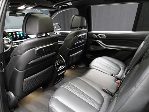 Used 2023 BMW X7 M60i w/ Executive Package image 49