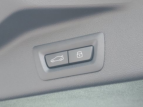 New 2026 BMW X5 xDrive40i w/ M Sport Package AWD/4WD image 28