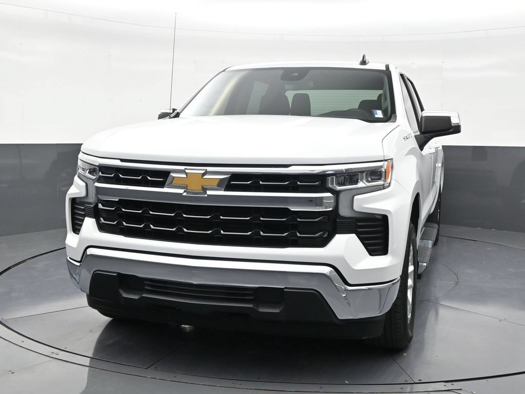 Used 2024 Chevrolet Silverado 1500 LT RWD image 8