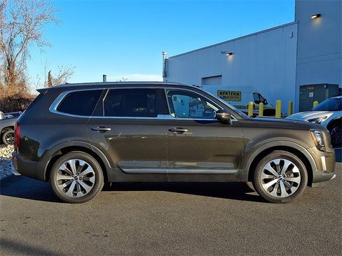 Used 2021 Kia Telluride S image 7