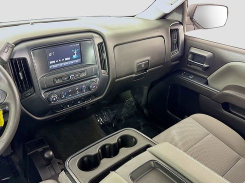 Used 2018 Chevrolet Silverado 1500 Custom image 21