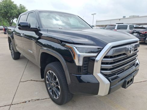 Used 2025 Toyota Tundra Limited w/ Power Package AWD/4WD image 8