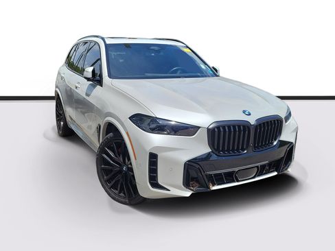Used 2024 BMW X5 sDrive40i w/ M Sport Package RWD image 1