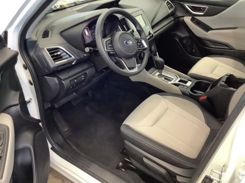 Used 2023 Subaru Forester AWD/4WD image 11