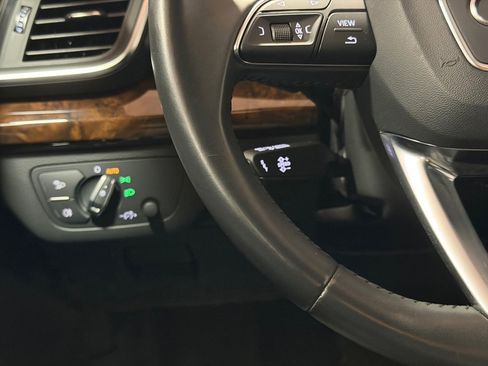 Used 2020 Audi Q5 2.0T Premium w/ Convenience Package image 30