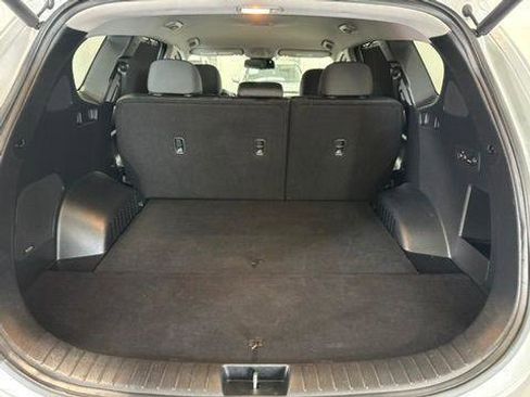 Used 2019 Hyundai Santa Fe SEL FWD image 24