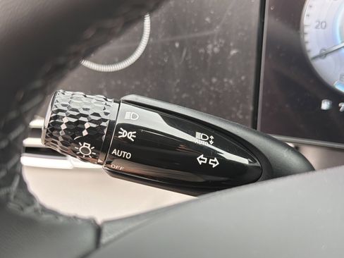 New 2026 Hyundai Elantra Limited FWD image 31