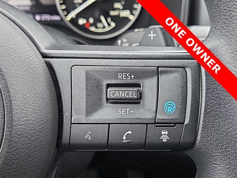 Used 2024 Nissan Rogue SV AWD/4WD image 22