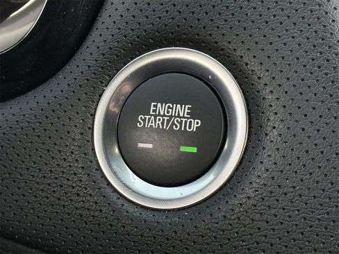 Used 2024 Cadillac XT5 Premium Luxury image 17