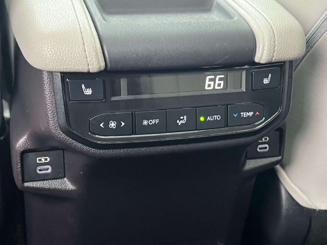 Certified 2025 Toyota Grand Highlander AWD Hybrid image 19