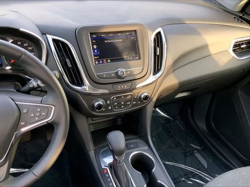 Used 2024 Chevrolet Equinox LT w/ LPO, Floor Liner Package FWD image 7