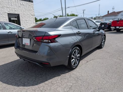 Used 2023 Nissan Versa S w/ S Plus Package FWD image 5