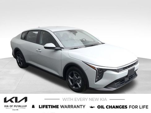 New 2026 Kia K4 FWD image 3