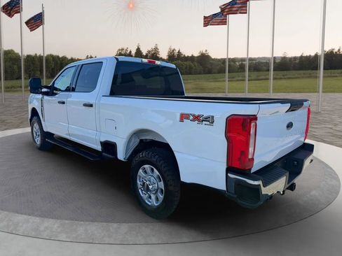 Used 2024 Ford F250 XLT w/ FX4 Off-Road Package image 8