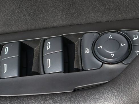 Used 2024 Chevrolet Blazer RS w/ Driver Confidence II Package FWD image 19