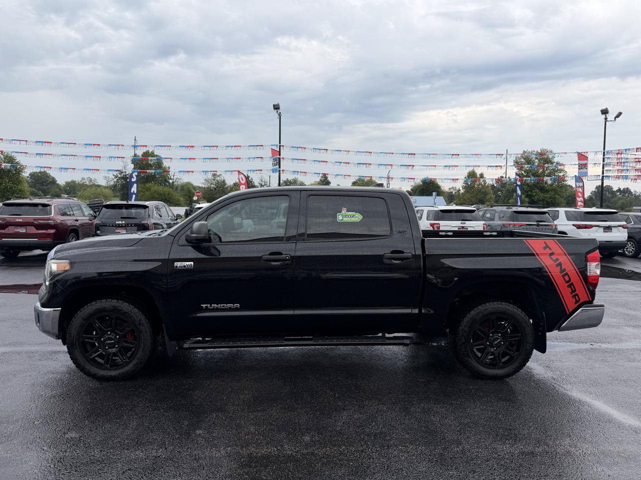 Used 2021 Toyota Tundra SR5 w/ SR5 Leather Package RWD image 8