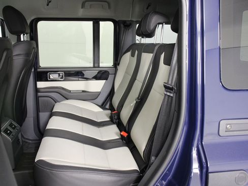 Used 2025 INEOS Grenadier AWD/4WD image 30