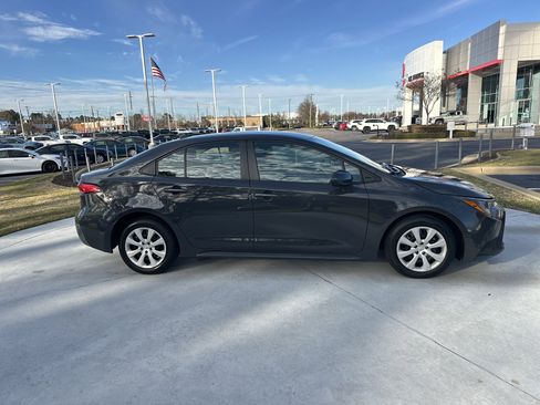 Certified 2024 Toyota Corolla LE image 11